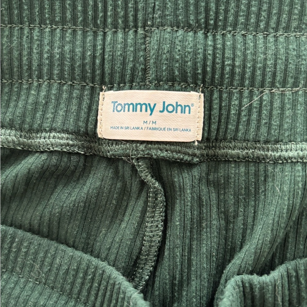 Men’s Green Ribbed Jogger Pajama Pants - Picture 3 of 4